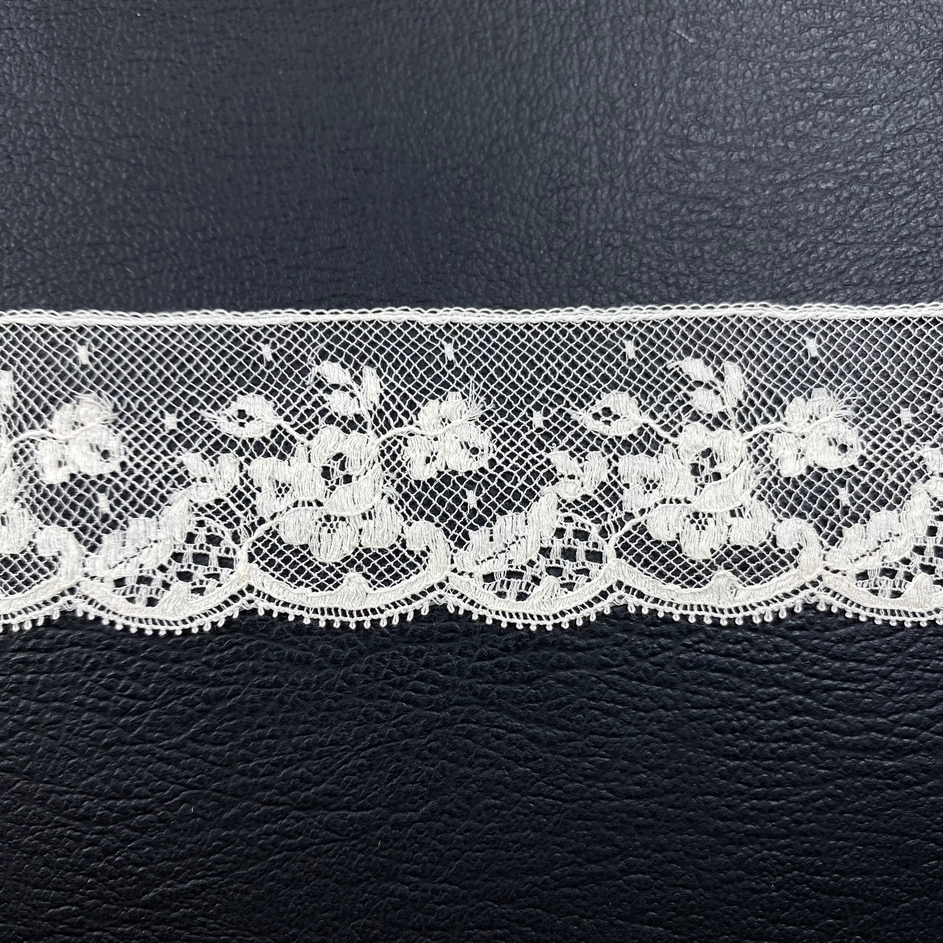 dentelle-1985