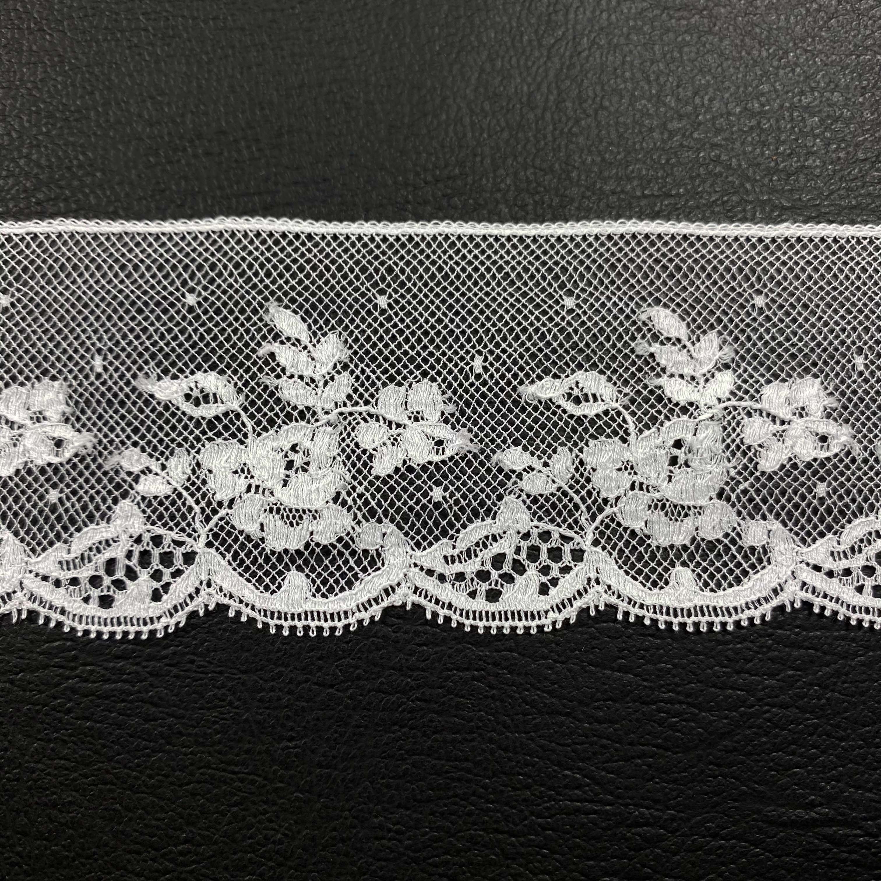 dentelle-1986