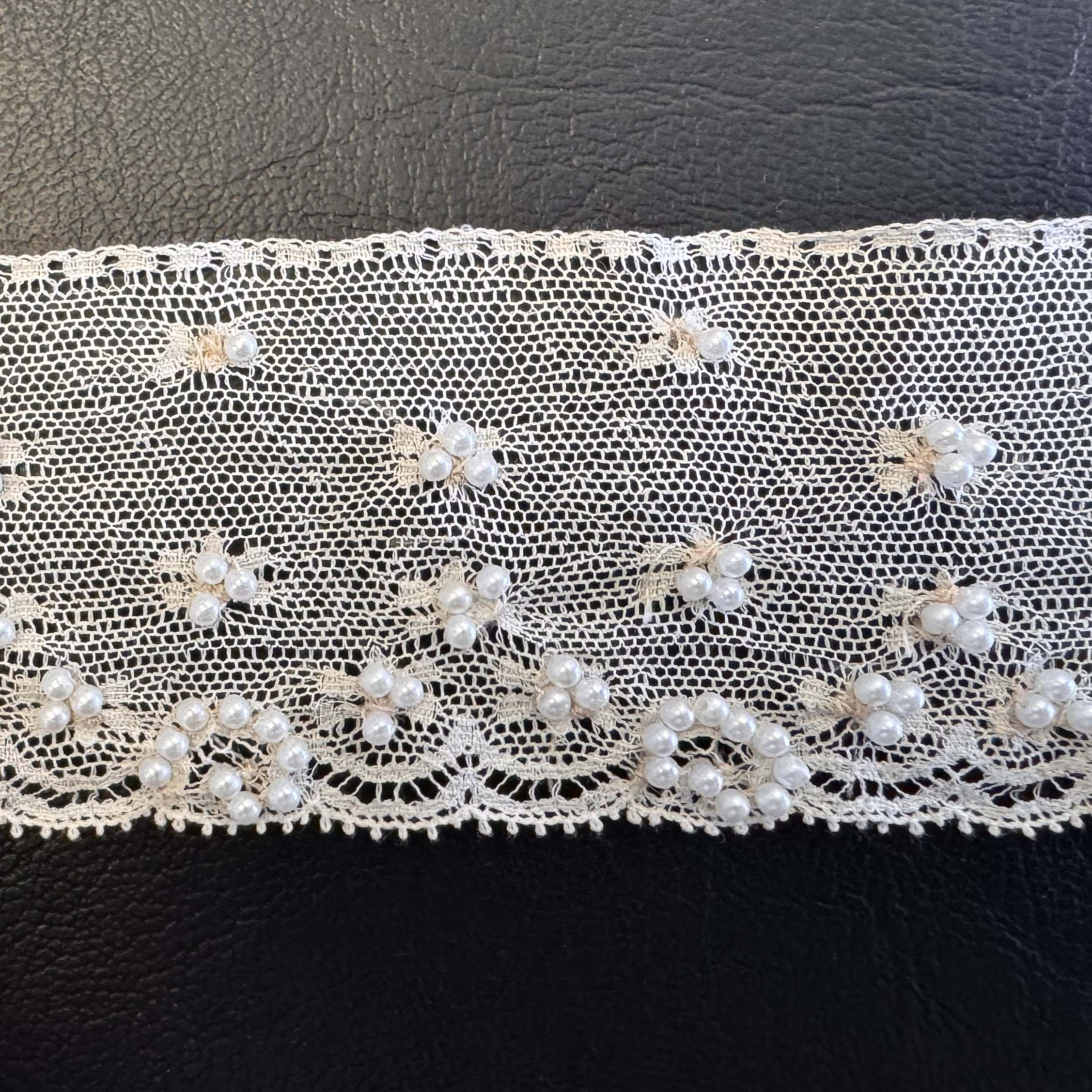 dentelle-B2806-1